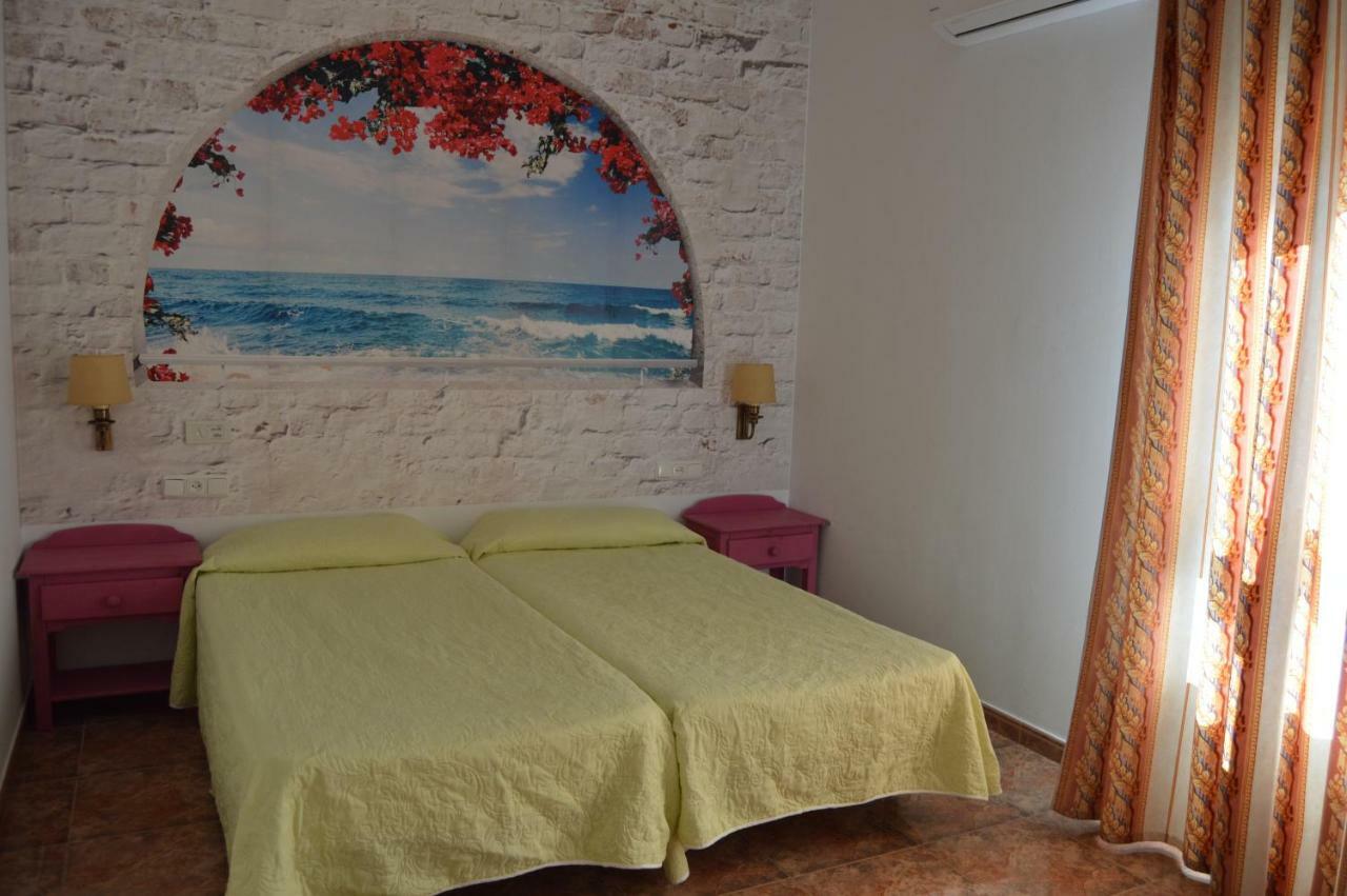 Hotel Poniente Moraleda De Zafayona Dış mekan fotoğraf