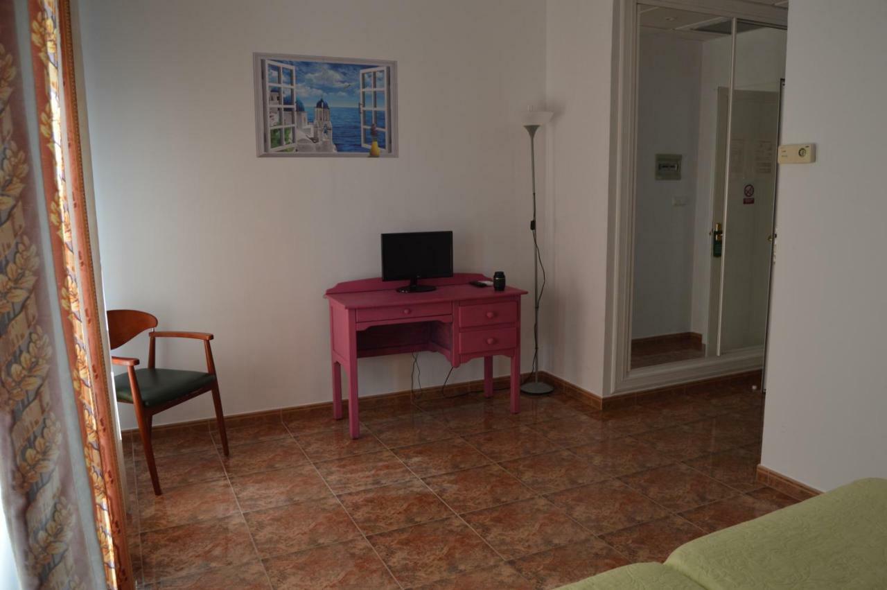 Hotel Poniente Moraleda De Zafayona Dış mekan fotoğraf